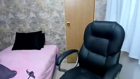 miarivers_1 online show from June 2026 03:16:02 AM