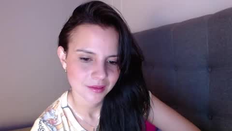 Snapshot of miarobinn_ chatting on March 2025 10:14:02 AM miarobinn_ online show from March 2025 10:14:02 AM