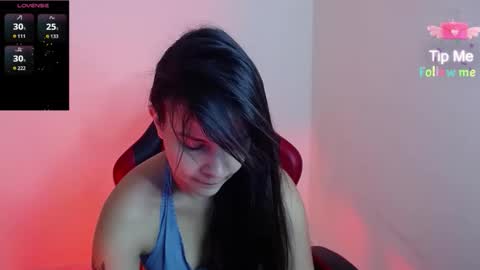 miarobinn_ online show from November 2025 08:47:01 AM