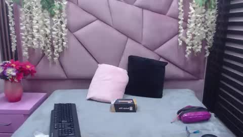 Miarose 69 online show from March 2026 03:57:02 AM