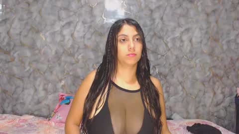 miarouse1531 online show from December 2025 10:49:01 PM