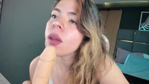 Snapshot of miatorres4 chatting on November 2025 03:49:02 AM miatorres4 online show from November 2025 03:49:02 AM