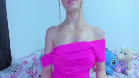 Snapshot of miavolkova_ chatting on February 2025 12:42:01 AM Chloe online show from February 2025 12:42:01 AM