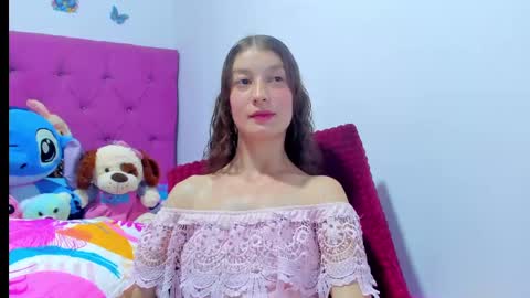 Snapshot of miavolkova_ chatting on June 2026 11:54:02 PM Chloe online show from June 2026 11:54:02 PM