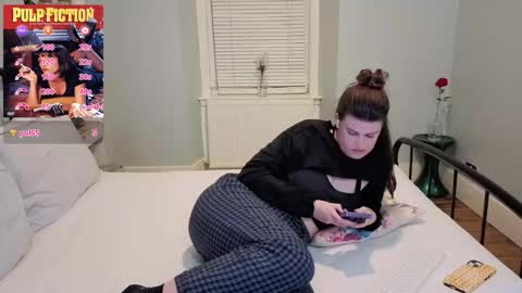 Mia  online show from March 2026 11:31:02 PM