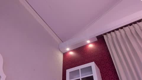 Mia online show from March 2025 03:18:02 AM