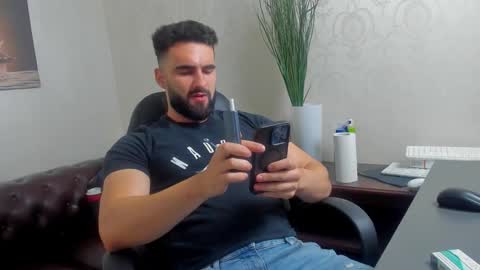 MicahLane online show from October 2025 04:31:02 AM