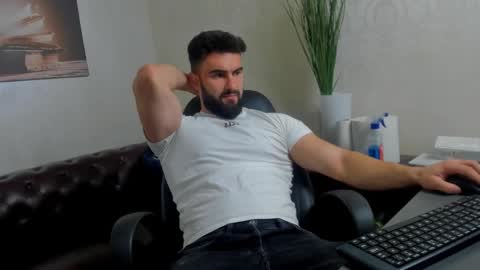 MicahLane online show from November 2025 05:42:01 AM