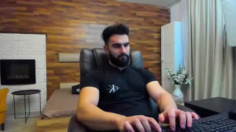 MicahLane online show from November 2025 06:05:02 AM