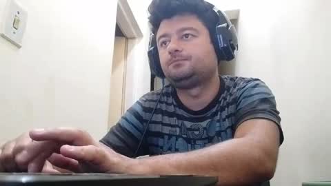 Snapshot of micarranox chatting on January 2025 04:44:02 PM micarranox online show from January 2025 04:44:02 PM