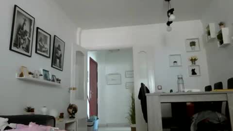 Snapshot of mich6921 chatting on June 2026 04:20:02 PM MILO MIAMI online show from June 2026 04:20:02 PM