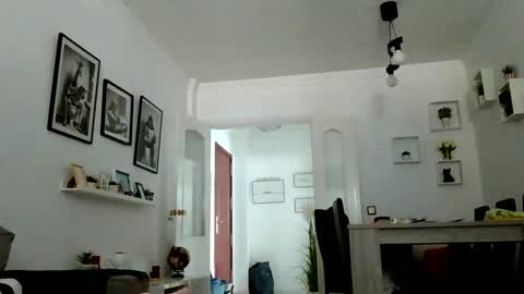 Snapshot of mich6921 chatting on June 2026 03:39:02 PM MILO MIAMI online show from June 2026 03:39:02 PM