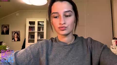 Emily online show from December 2025 04:12:02 PM