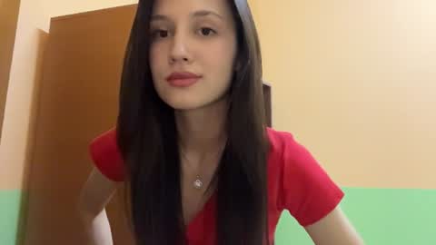 Milana online show from June 2026 05:33:02 PM