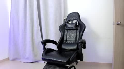 Mike online show from February 2025 09:53:02 PM