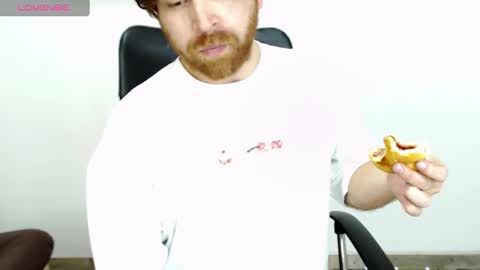 Michael  Contenido explcito online show from October 2025 01:58:02 AM
