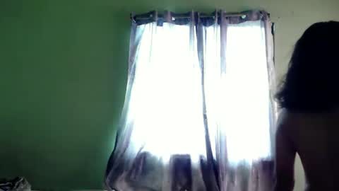 My name is Kel 18. 53 short and petite... online show from January 2025 02:28:02 AM