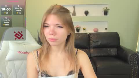 michafox online show from February 2026 11:50:01 AM