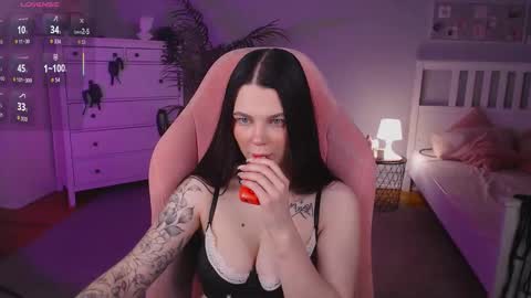 Kate online show from September 2025 01:10:01 AM