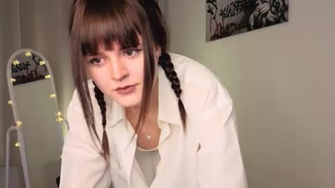 Snapshot of michelewild chatting on February 2026 01:17:01 PM Michele online show from February 2026 01:17:01 PM