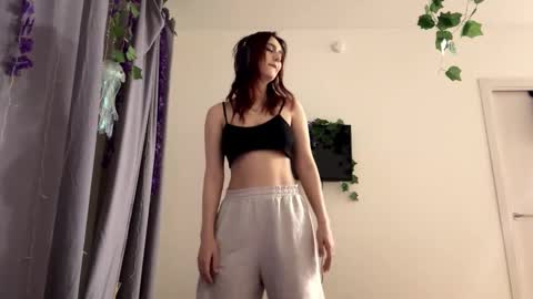 Mary online show from February 2026 12:11:01 AM