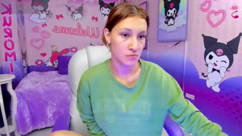 Snapshot of michell__petit_ chatting on September 2025 11:57:01 AM michell__petit_ online show from September 2025 11:57:01 AM