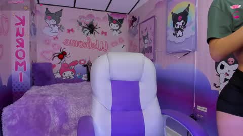 Snapshot of michell__petit_ chatting on October 2025 11:54:02 AM michell__petit_ online show from October 2025 11:54:02 AM