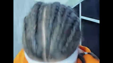 michell_rs online show from February 2025 10:13:02 AM