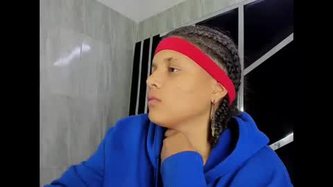 michell_rs online show from February 2025 04:23:01 AM