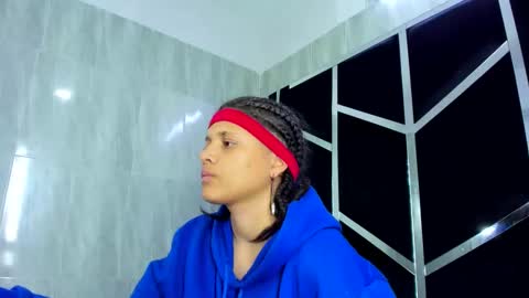 michell_rs online show from February 2025 10:17:02 AM