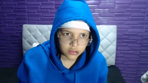 michell_rs online show from February 2025 09:53:02 AM