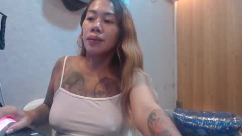 michelle_ux online show from September 2025 01:22:01 PM