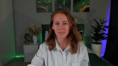MichelleOrtis online show from December 2024 02:15:01 PM