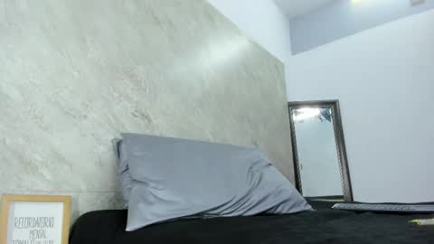 mick_lollipopp online show from April 2026 08:04:01 PM