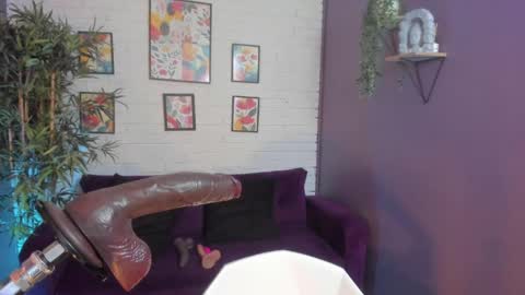 Micki online show from March 2026 11:21:01 AM