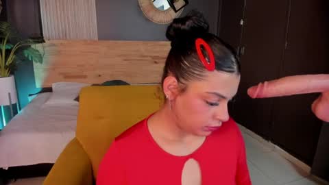 Snapshot of micki__ chatting on June 2026 11:44:02 AM Micki online show from June 2026 11:44:02 AM