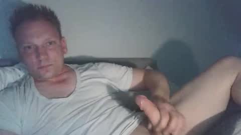 Snapshot of mickkxl chatting on March 2026 12:20:01 PM mickkxl online show from March 2026 12:20:01 PM