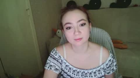 Snapshot of mickywood chatting on December 2025 03:52:01 PM Micky online show from December 2025 03:52:01 PM