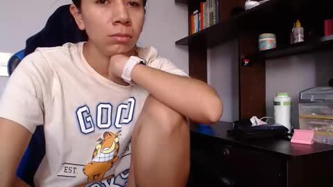 vanesa sexy online show from November 2025 12:18:01 PM