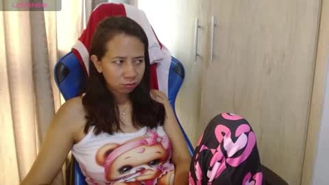 Snapshot of miculohot chatting on June 2026 12:42:02 PM vanesa sexy online show from June 2026 12:42:02 PM