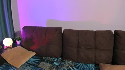 Snapshot of midnight_answer chatting on February 2026 03:57:01 PM Max online show from February 2026 03:57:01 PM