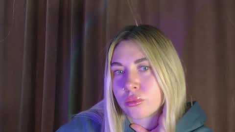 Snapshot of midnight_lace1 chatting on February 2026 09:03:02 AM Midnight lace1 online show from February 2026 09:03:02 AM