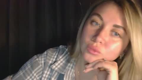 Snapshot of midnight_lace1 chatting on February 2026 03:21:02 PM Midnight lace1 online show from February 2026 03:21:02 PM