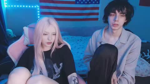 Snapshot of midnight_memories chatting on February 2026 07:23:02 PM Kai and Angel online show from February 2026 07:23:02 PM