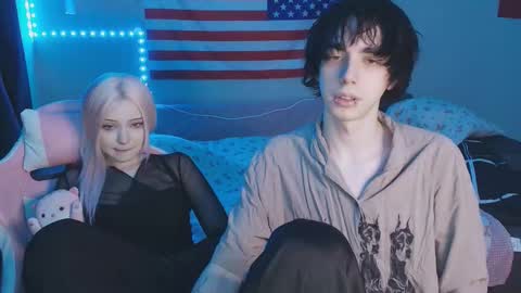 Snapshot of midnight_memories chatting on February 2026 07:29:01 PM Kai and Angel online show from February 2026 07:29:01 PM