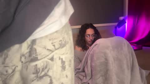 Snapshot of midnight_motion chatting on November 2025 06:58:02 AM midnight_motion online show from November 2025 06:58:02 AM