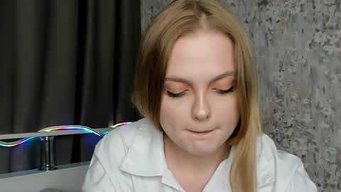 midnightfable online show from July 2026 10:40:02 PM