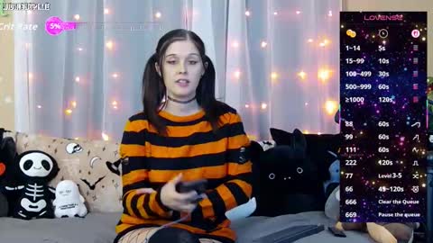 Snapshot of midnightpixie chatting on November 2025 08:20:02 PM Jenna Talia online show from November 2025 08:20:02 PM