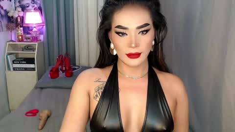 Snapshot of midnightraven27 chatting on February 2025 09:30:01 PM  Dont forget to follow online show from February 2025 09:30:01 PM