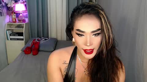 Snapshot of midnightraven27 chatting on February 2025 12:37:01 AM  Dont forget to follow online show from February 2025 12:37:01 AM